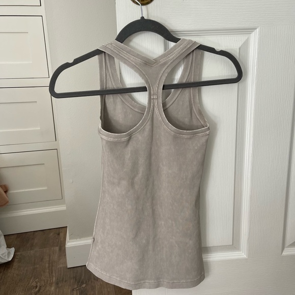 Lululemon Tank Top - Picture 2 of 3